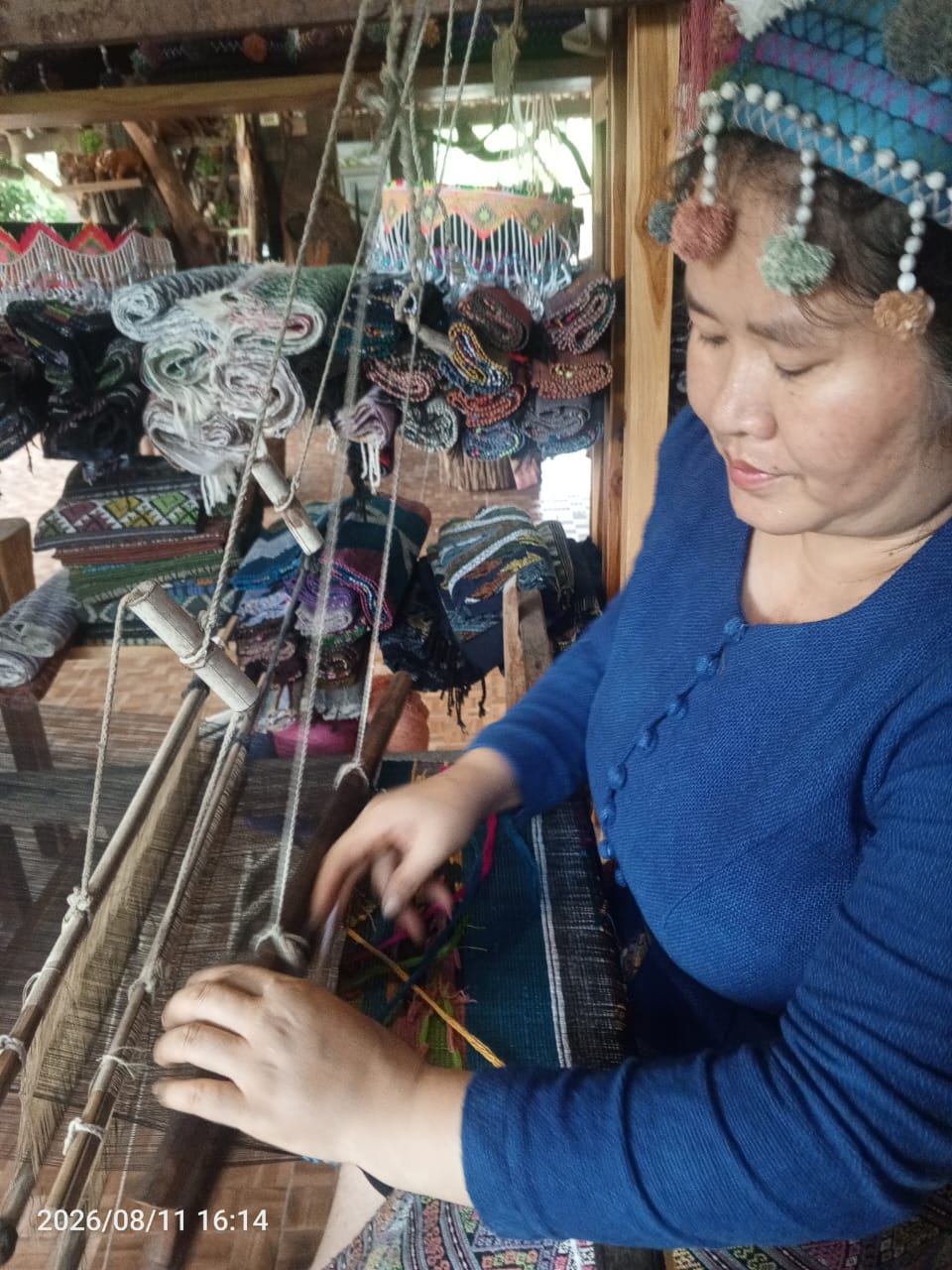 Traditional Lao Weaving Workshop — photo 1