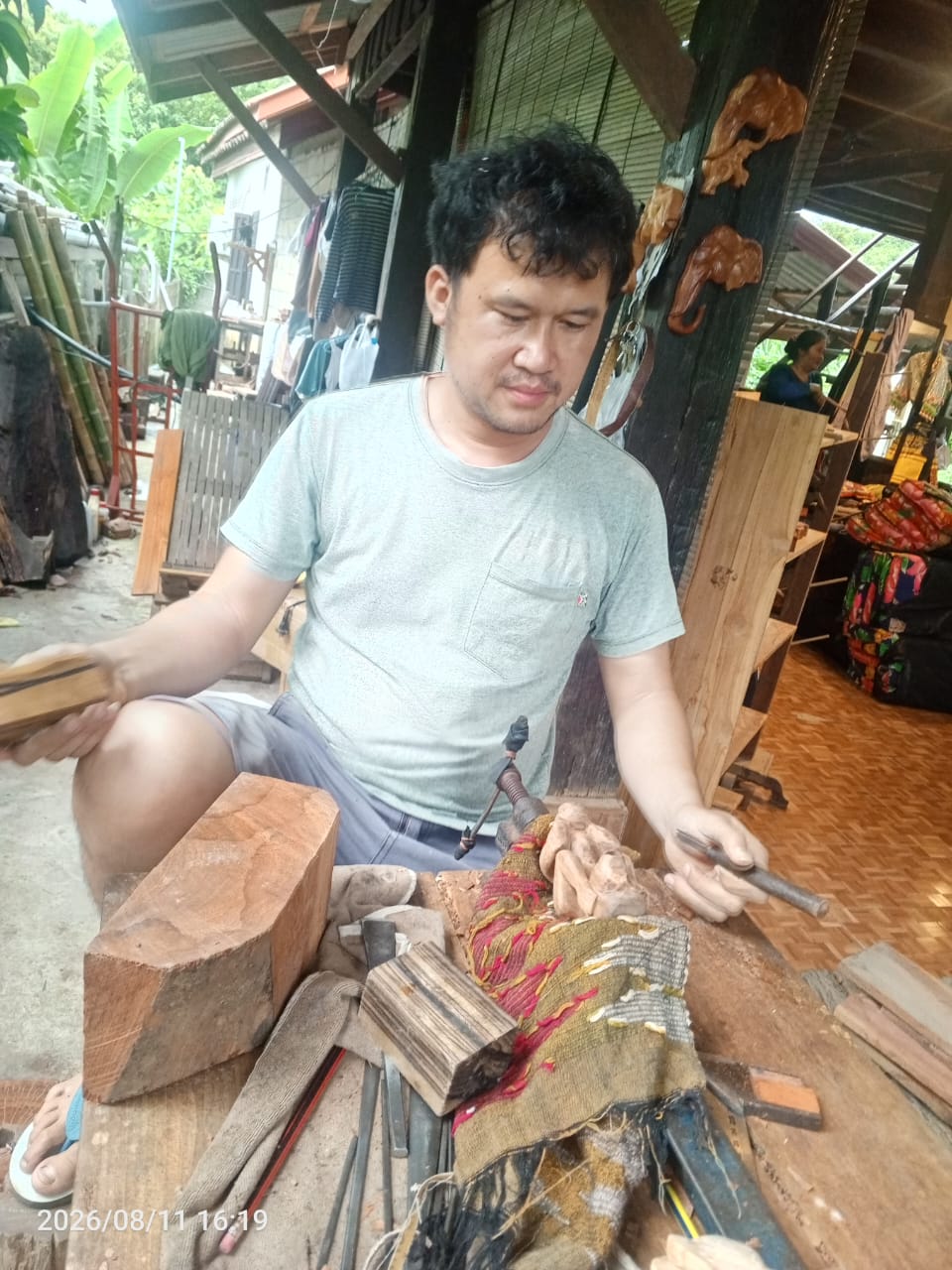 Local Woodcarving Workshop — photo 1